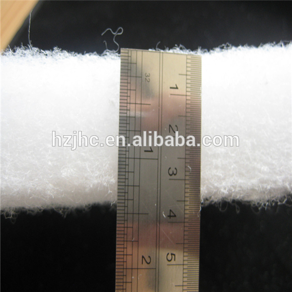 Lamba tsy voatenona vita amin'ny polyester wadding vita amin'ny hafanana avo lenta