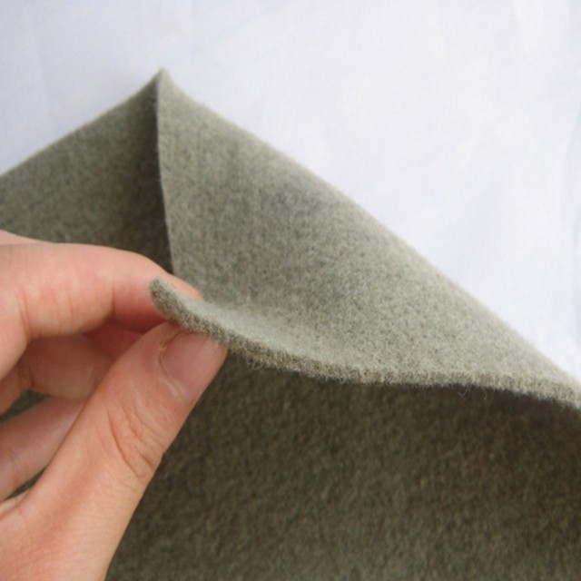 Täze dizaýnly hereketlenýän ýorgan dokumasyz mata sargyt boýunça ýasaň