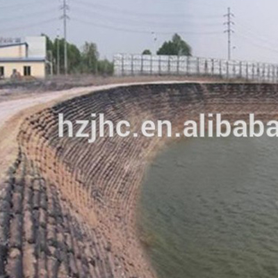 падпорная сценка з геатэкстыльных мяшкоў